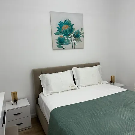 Soleis Appartement Shkoze (Tirana)