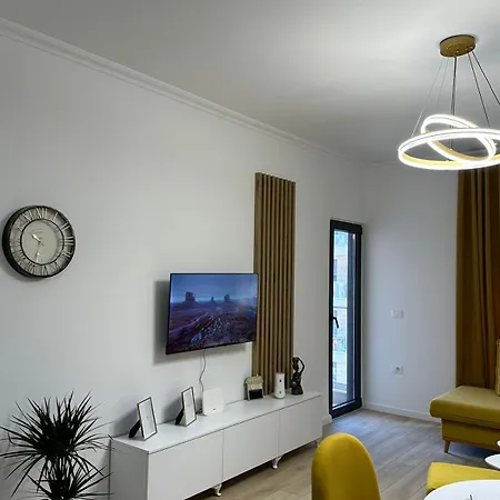 Soleis Apartment Shkoze (Tirana)