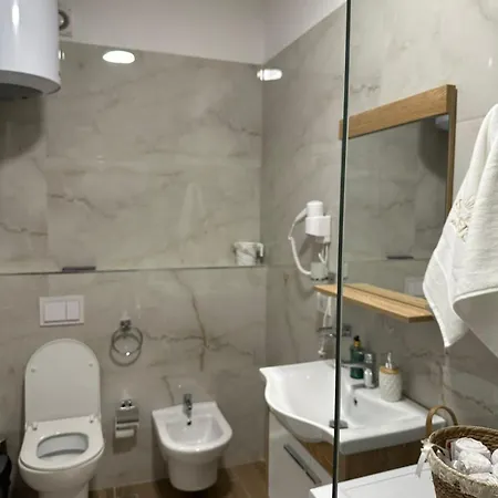 Soleis Apartment Shkoze (Tirana)